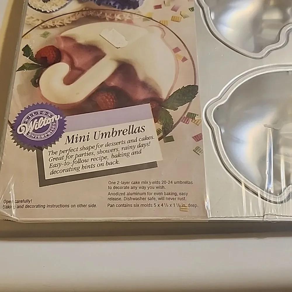1994 Wilton Silver Mini Umbrella Baking Pan